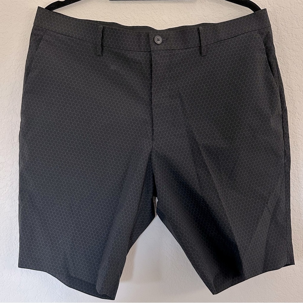 Uniqlo Honeycomb Casual Black Shorts